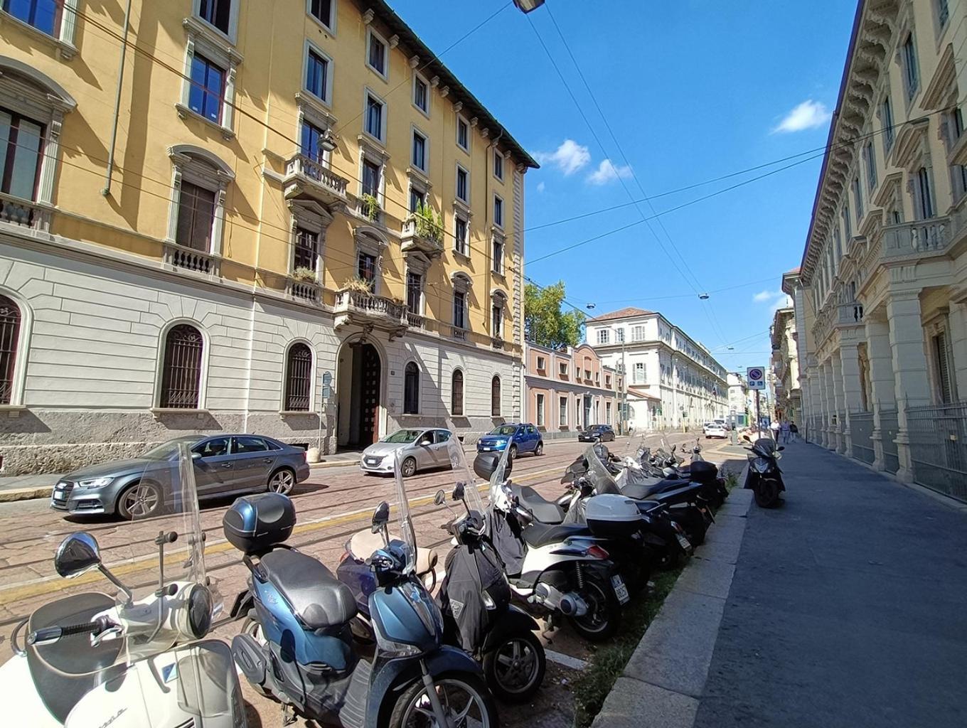Appartamento Sahi - Residenza Corso Italia Tre Camere, Due Bagni E Un Salone *